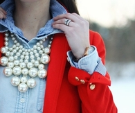 Huge pearl necklace
