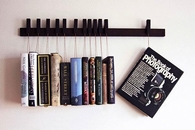 The hanging bookshelf