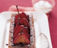 Poached pears with gingerbread