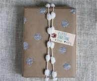 DIY Glitter Gift Wrap