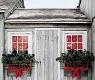 Winter shed decoration