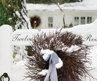 Snow fence wreath