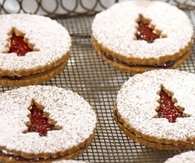 Linzer sandwiches