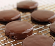 Chocolate mint sandwiches