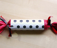 Party poppers