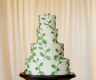 Climbing vines wedding cake