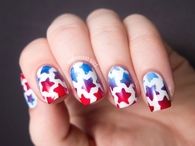 Stenciled stars nails