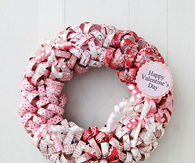 Paper curls valentine wreath