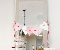 Beribboned hearts garland