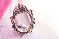 Elegant mirror