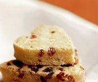 Dried cranberry shortbread hearts