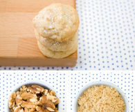 Walnut tea cookies