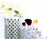 Aluminum vase makeup holders