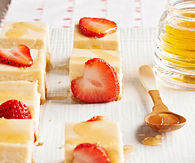 Strawberry cheesecake bites