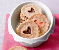 Vanilla dessert sandwiches