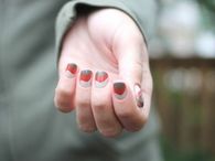 Swirl nails