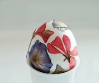 Pressed flower eggs