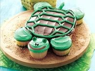 Turtle cupcake cake