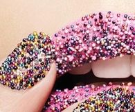 Caviar nail trend