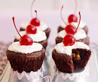 Fudge brownie surprise cupcakes
