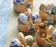 Paper napkin decoupage eggs