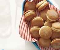 Key lime whoopie pies