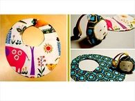 Reversible bib