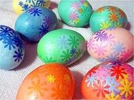 Dyed and Decoupaged Eggs