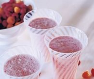 Kefir with berries