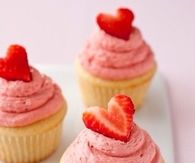 Heart strawberry cupcakes