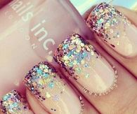 Glitter nails