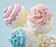 Pastel cake pops