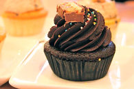 Caramel chocolate cupcakes