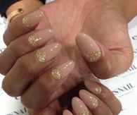 Golden glitter nails