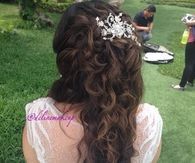 Wedding hair curls
