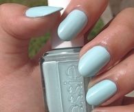 Mint candy apples