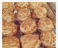 Caramel apple cobbler cupcake