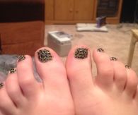 Green cheetah toes