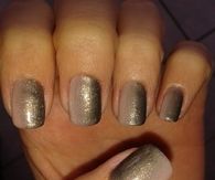 Gold ombre nails
