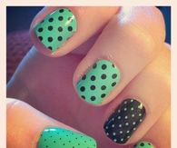 Pokadot nails