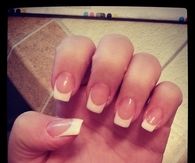 French tip manicure