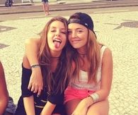 FRIEND IN BEACH