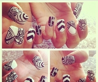 Black and white chevron print nails