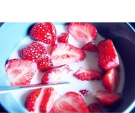 Strawberry with milk
