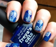 Blue swivel nails