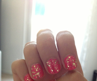 Pink and gold glitter nails