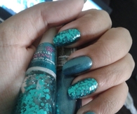 Aqua green nails