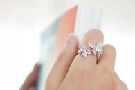Butterfly ring