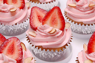 Strawberry almond cupcakes