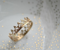 Tiara ring